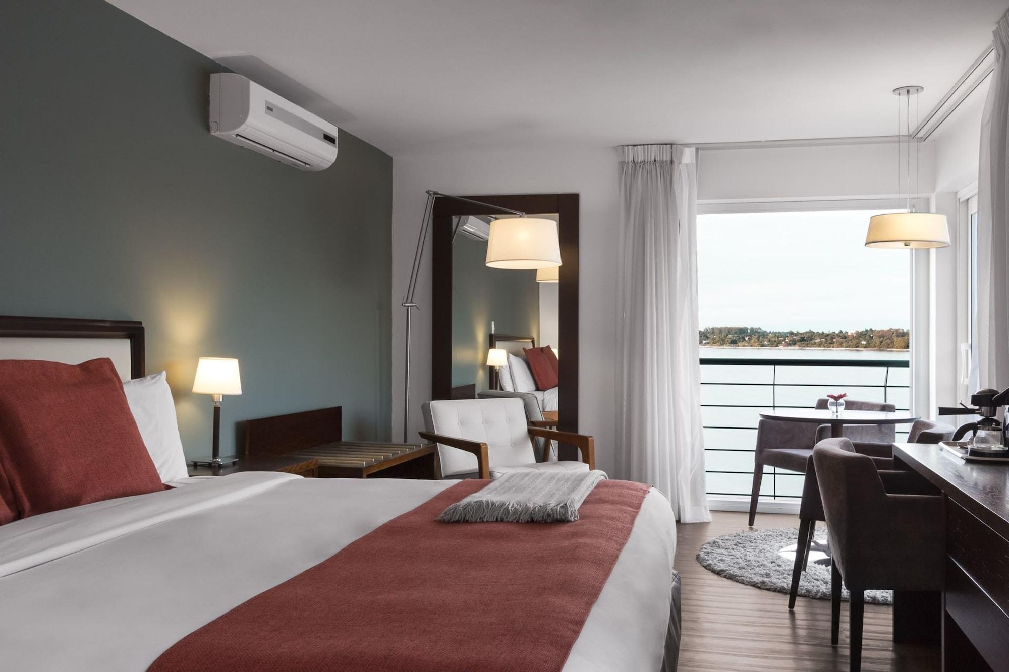 Radisson Hotel Colonia Del Sacramento Exterior photo