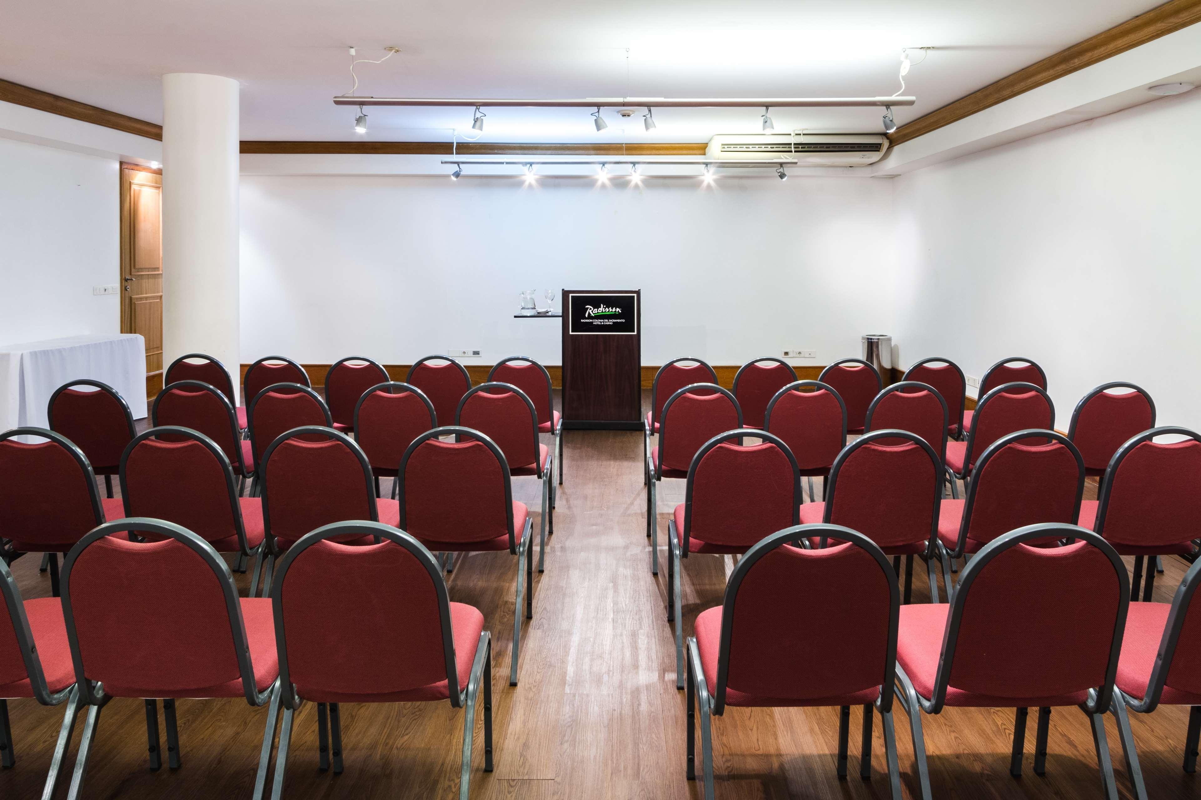 Radisson Hotel Colonia Del Sacramento Exterior photo The lecture room