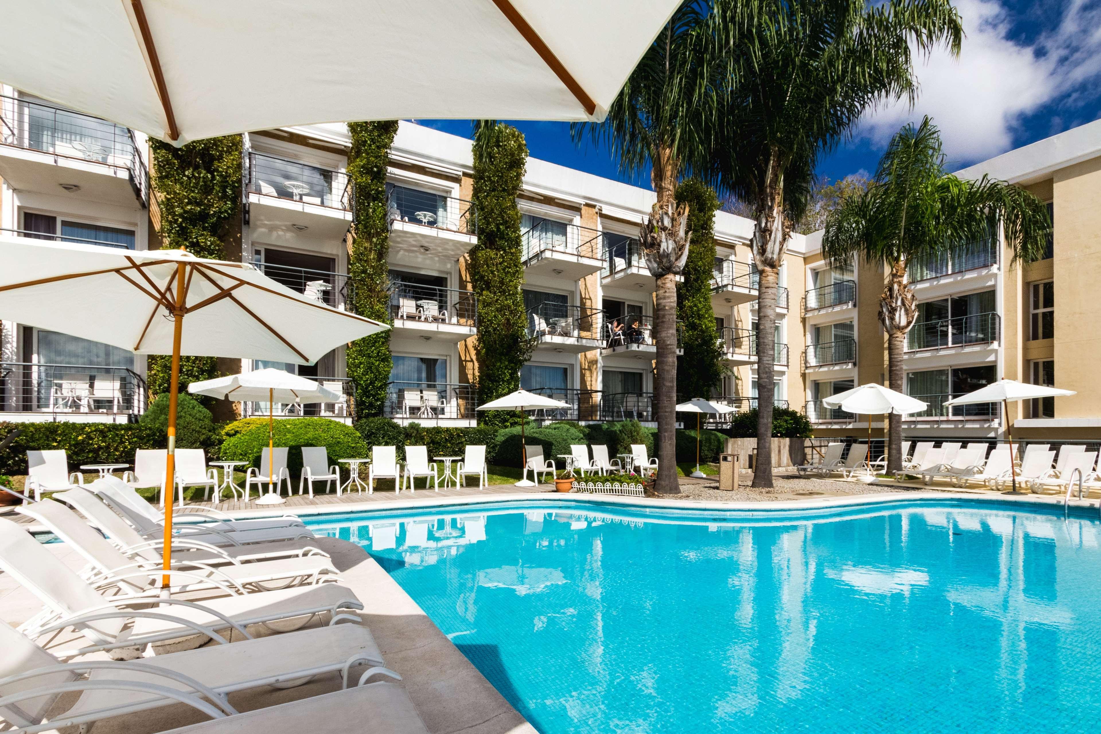 Radisson Hotel Colonia Del Sacramento Exterior photo The swimming pool at the hotel