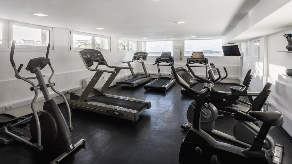 Radisson Hotel Colonia Del Sacramento Exterior photo The gym at the hotel